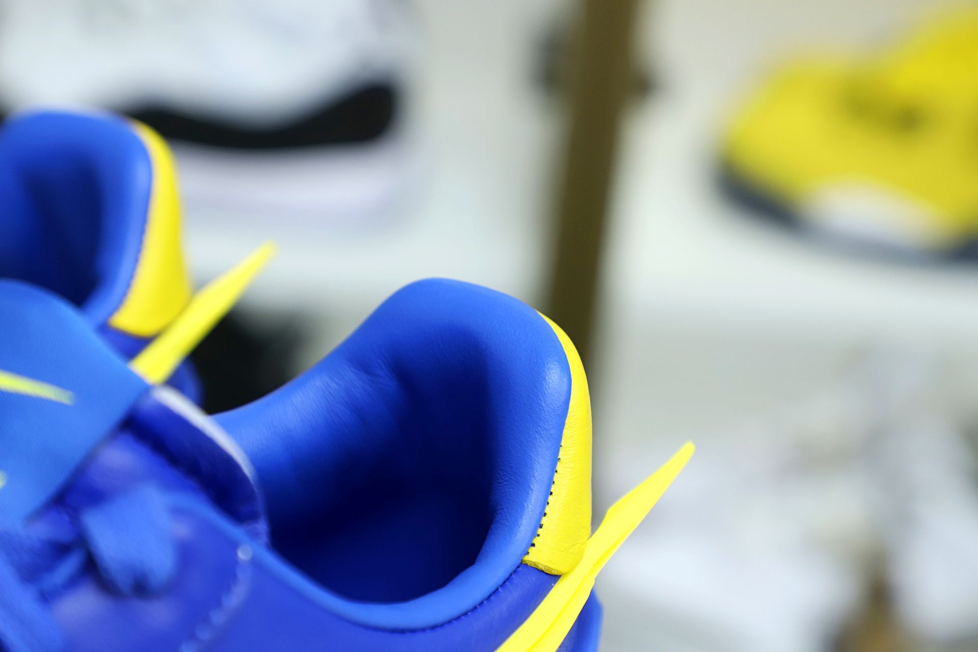 AMBUSH xNike Air Force1LoW GameRoya and Vivid Sulfur