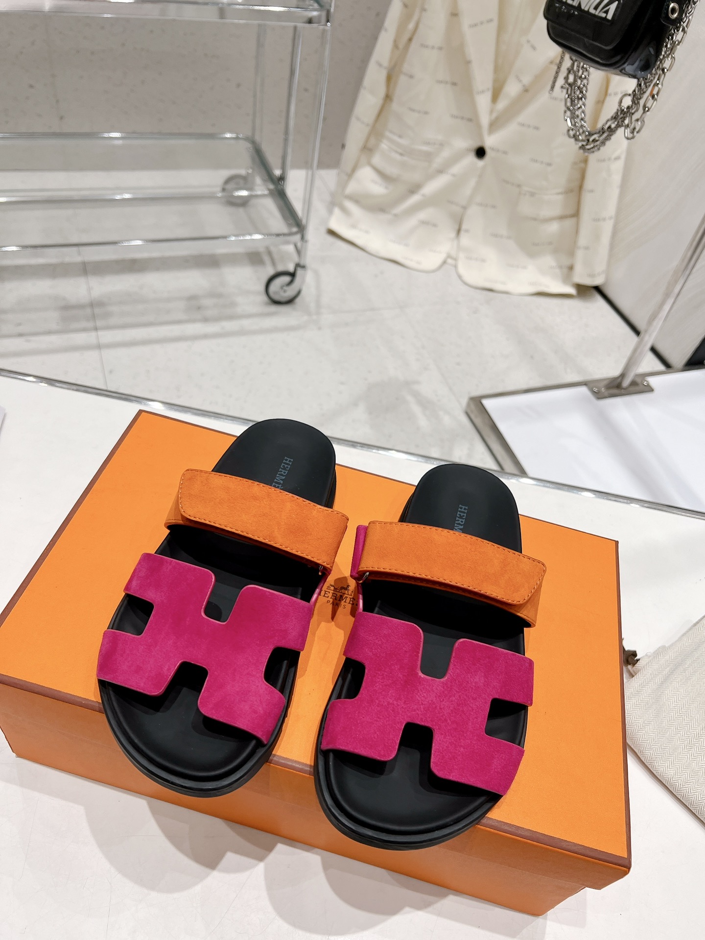 Hermes spring and summer sandals series couple models classic models