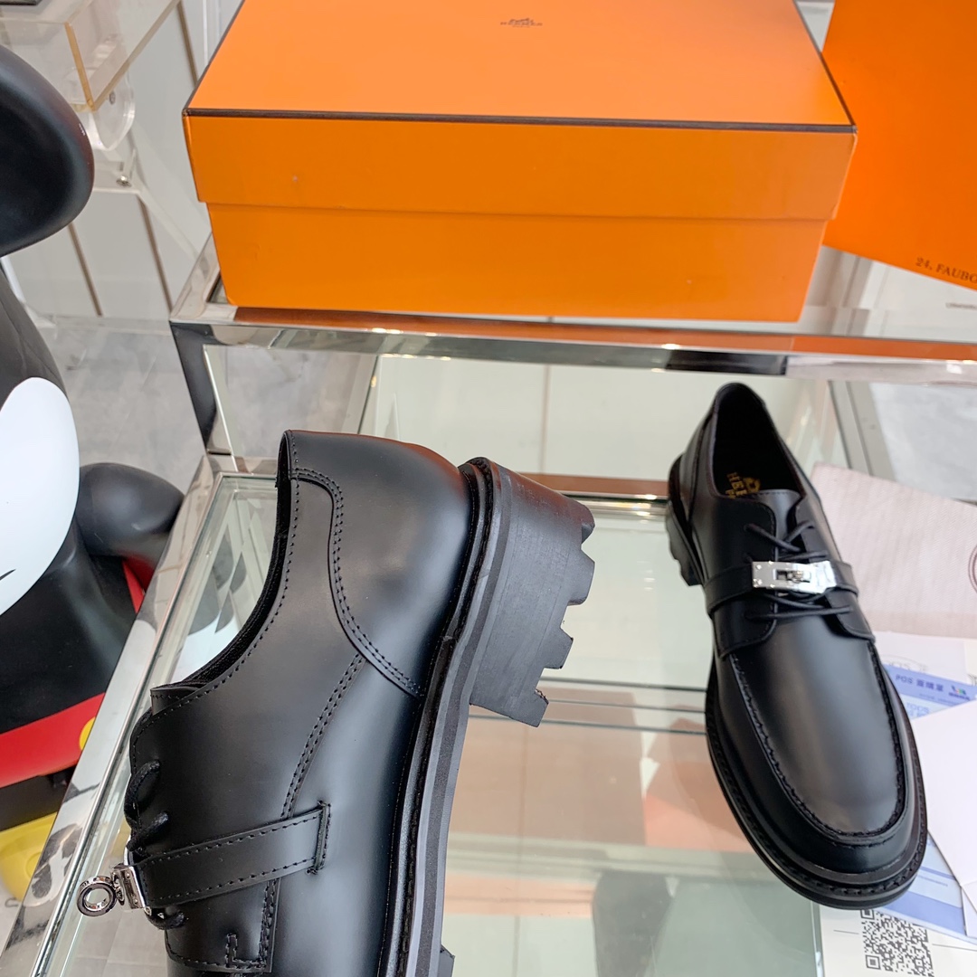 Hermes frist loafers