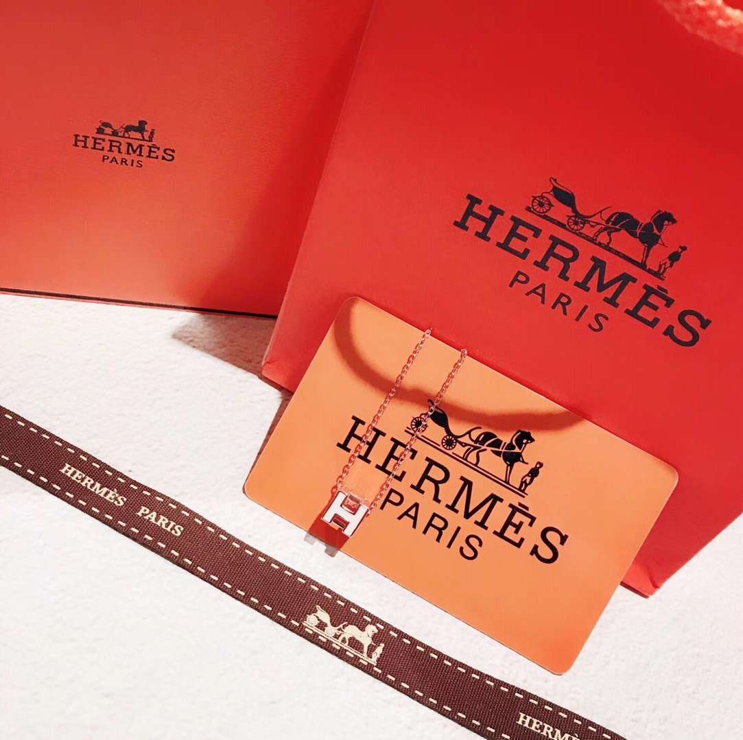 Hermes necklace
