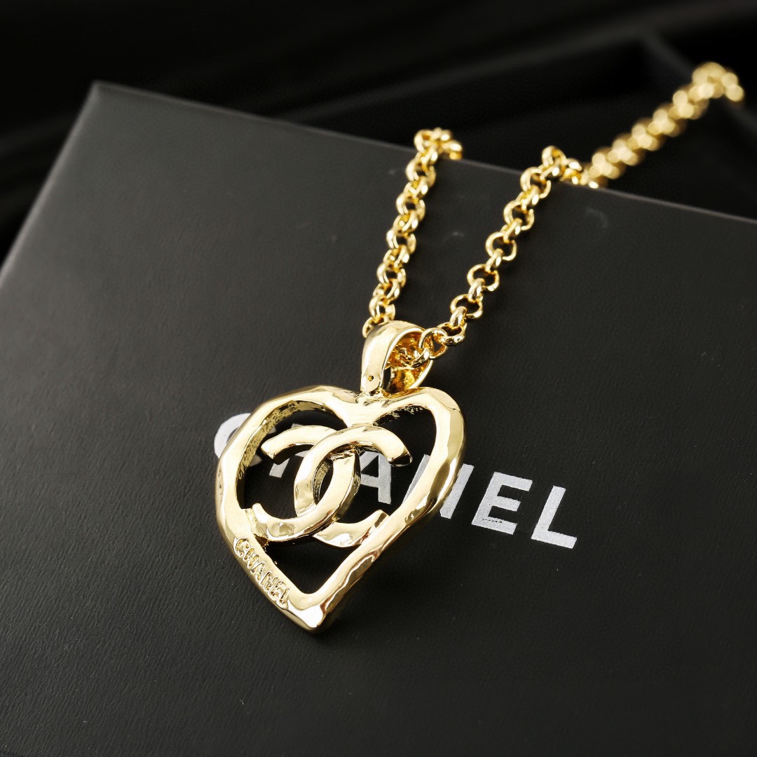 CHANEL🇫🇷Xiaoxiang Heart💗Necklace