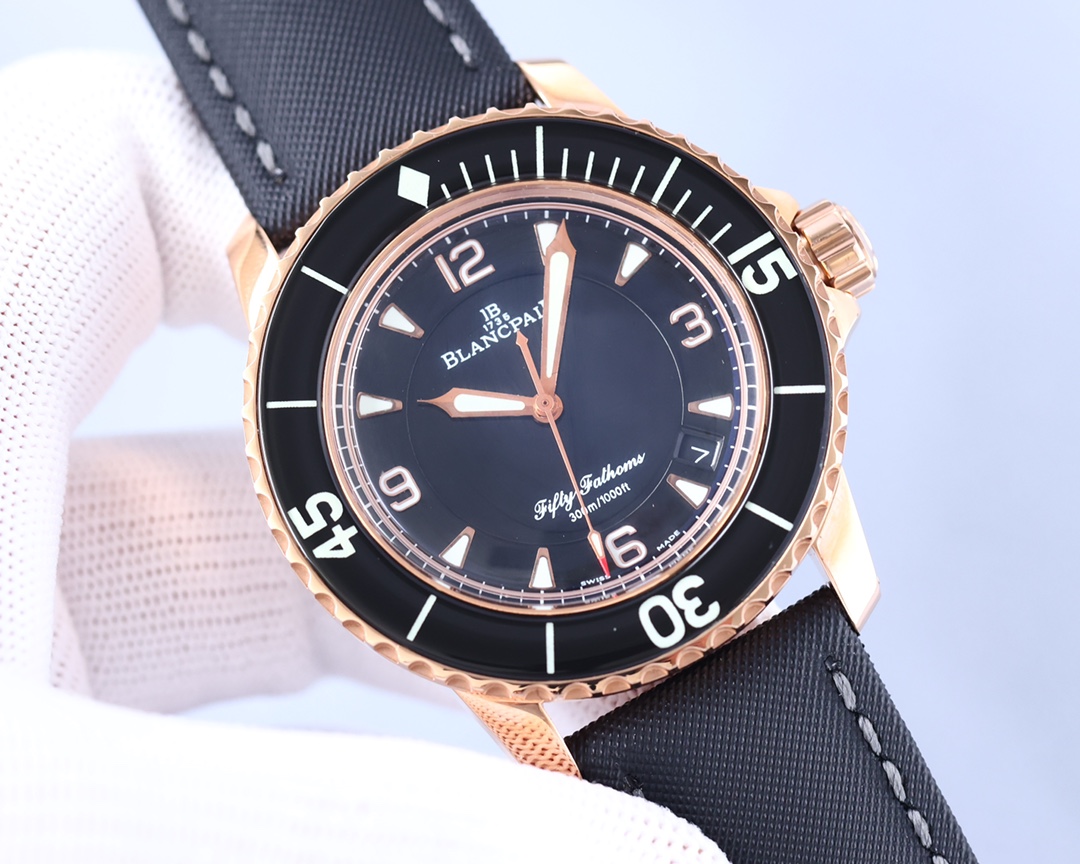 Blancpain - Fifty Quest Ultra-thin case with CNC engraved coin outer line process