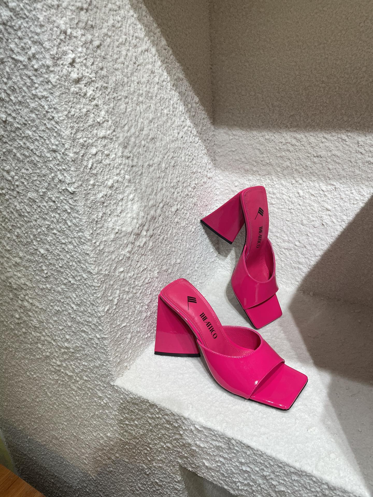 THE ATTICO | 𝟐𝟎𝟐𝟏/𝐒𝐒 𝐧𝐞𝐰 The attico triangle heel sandals lined with sheepskin leather genuine leather outsole