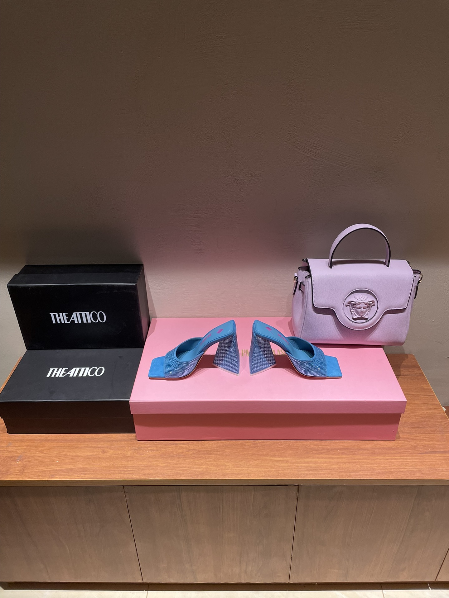 TheAttico | 𝟐𝟎𝟐𝟐𝟐/𝐒𝐒 𝐧𝐞𝐰 Spring/Summer 2021 collection The Attico personality triangle heel high heel sandals