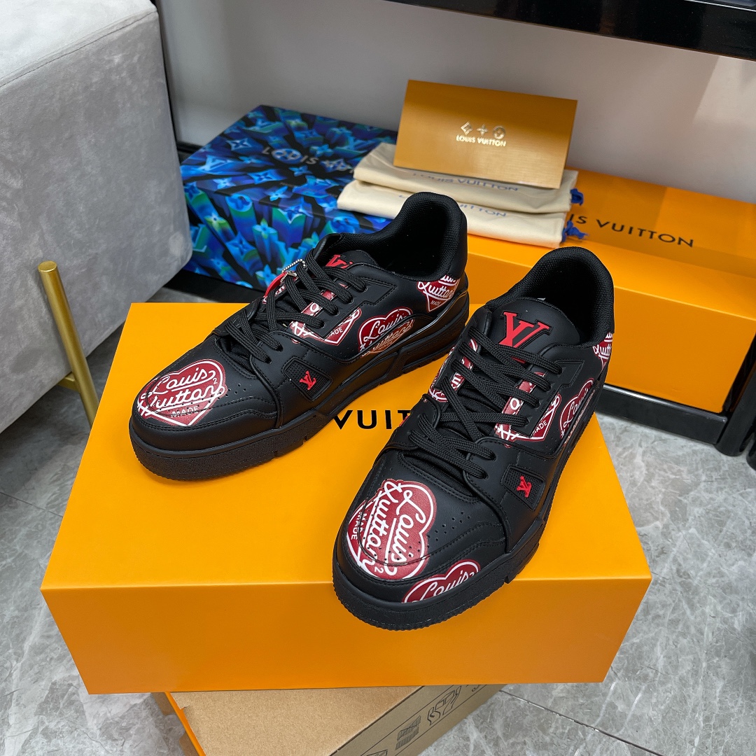 Louis Vuitton couple models DIY buckle sneakers sneakers