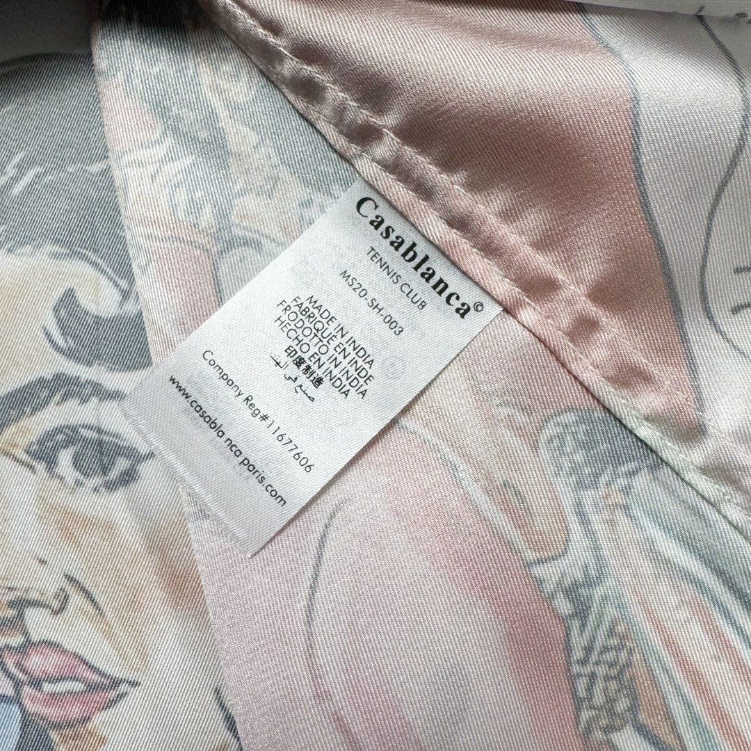 Casablanca Tenni movie theater, Hawaiian short sleeve vacation shirt