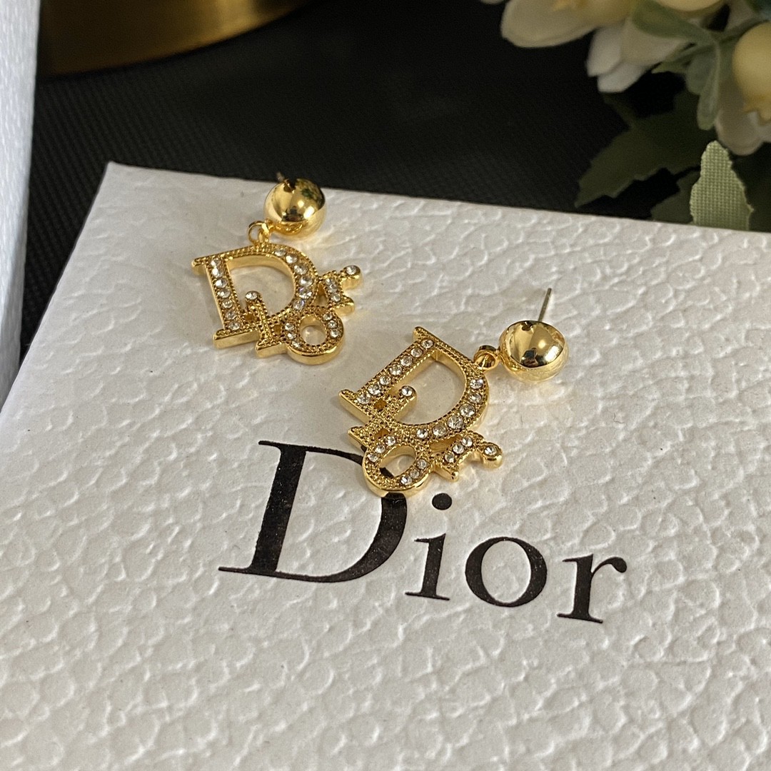 Dior stud earrings
