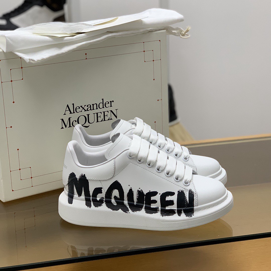 Alexander McQueen MQ 3D white letter Sneakers
