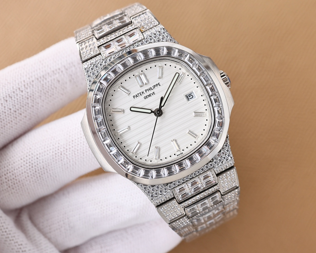 Patek Philippe Platinum Nautilus Watches