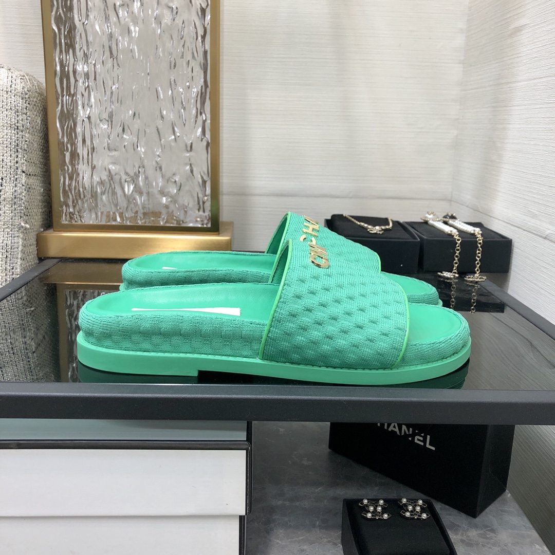 CHANEL 2022 early spring latest honey slippers fashion versatile series imported sheepskin cushioned feet