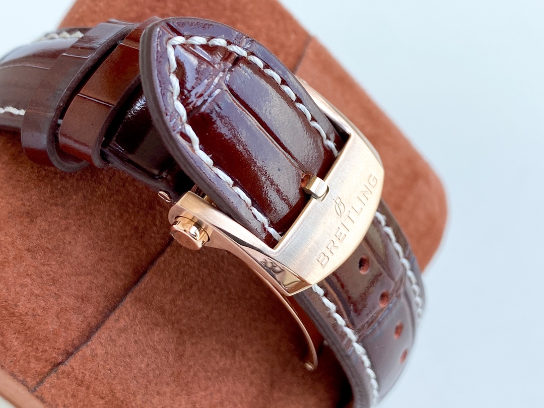 Breitling - Puia Automatic 316L steel CNC polished to perfection