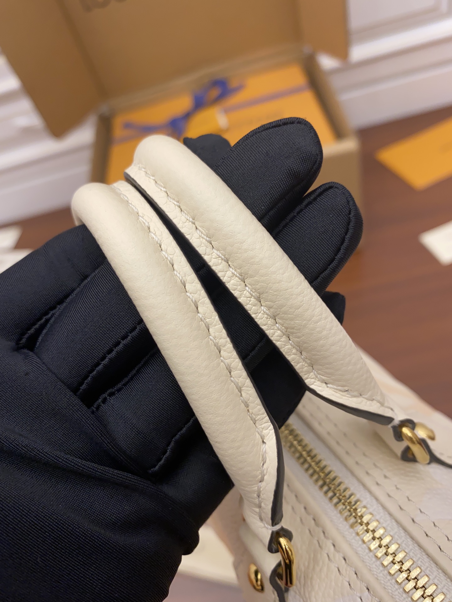 Louis Vuitton M45708