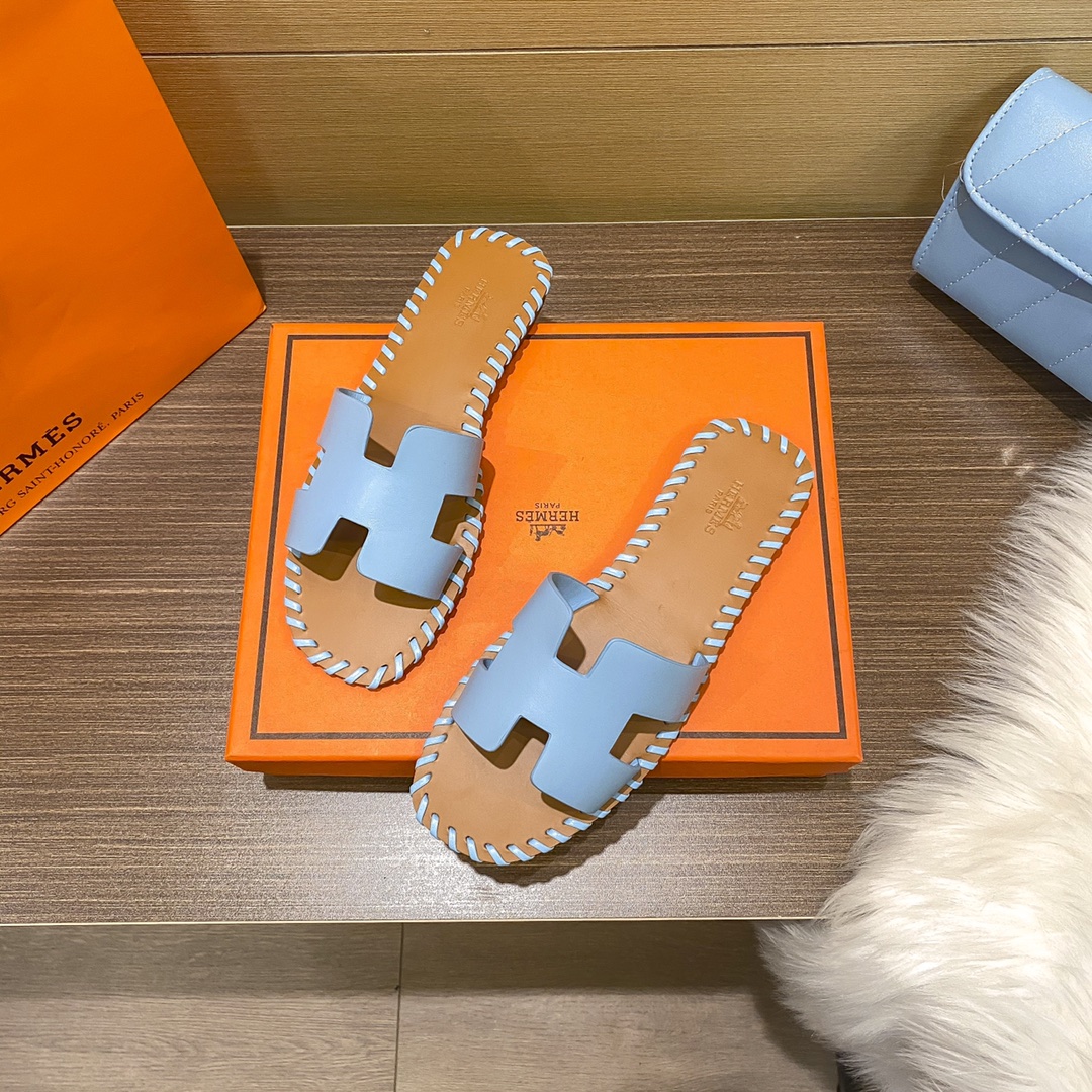 Hermes new woven slippers