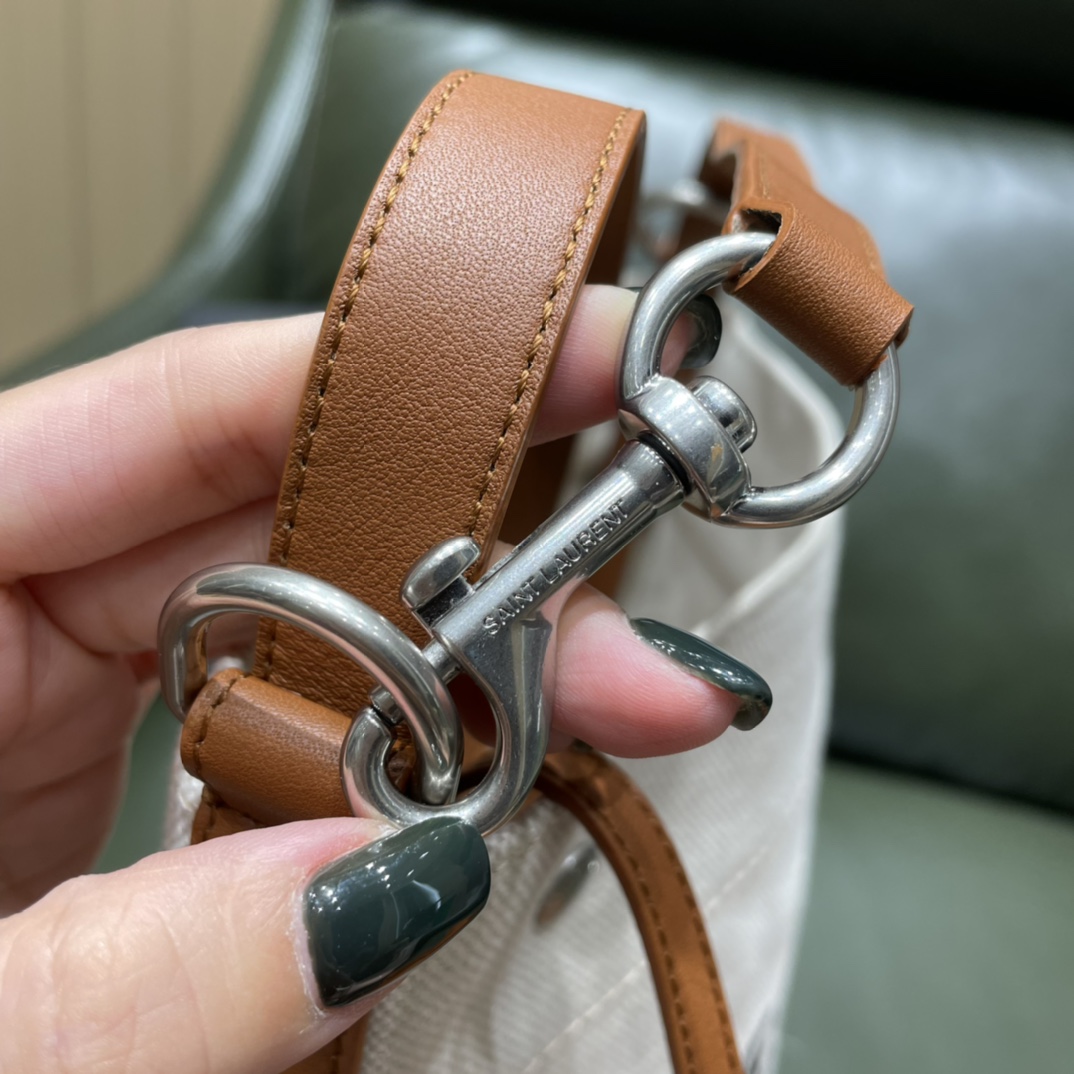 SAINT LAURENT【𝗥𝗜𝗩𝗘 𝗚𝗔𝗨𝗖𝗛𝗘】  #669299.JD