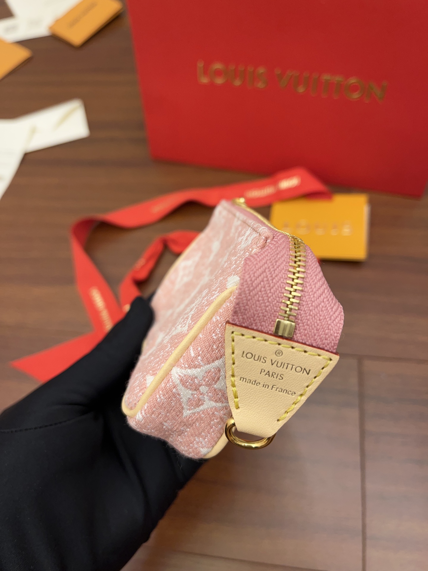 Louis Vuitton M81176