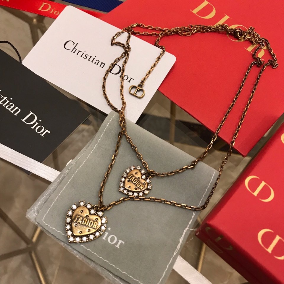 Dior jadior heart rhinestone clavicle chain