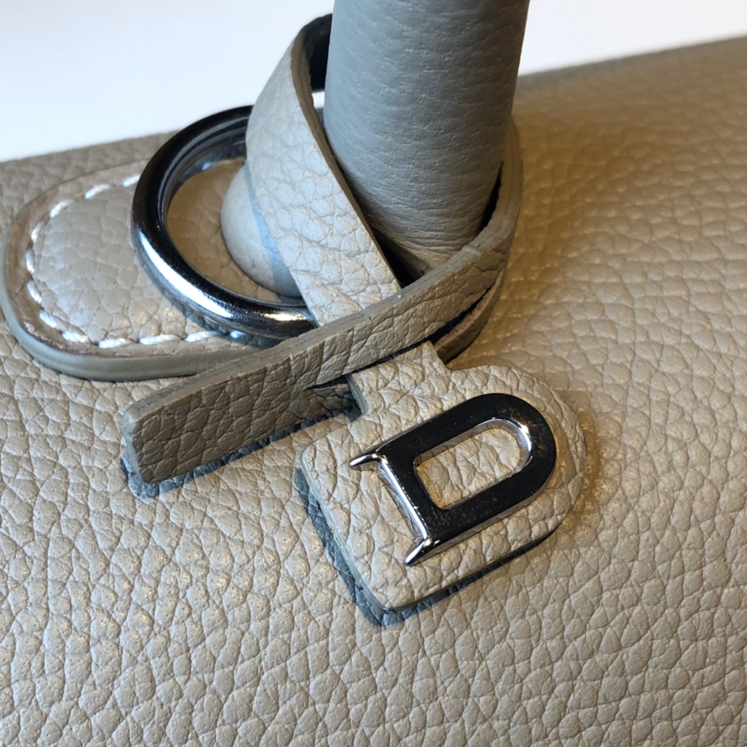 DELVAUX      🇧🇪brillant togo