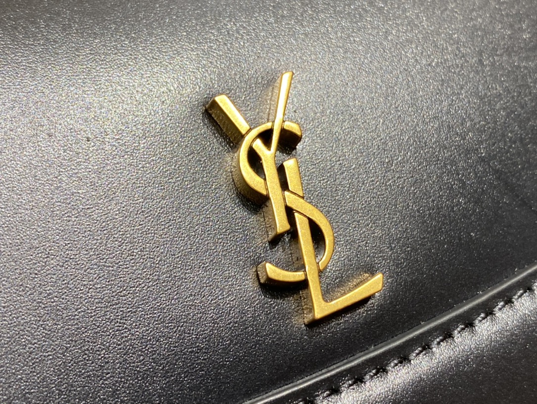 SAINT LAURENT ▪️𝐂𝐡𝐚𝐫𝐥𝐢𝐞▪️684742 original leather