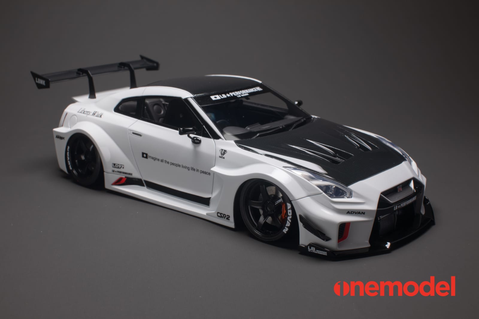 One Model 1:18 Nissan 35GT-RR LBWK Silhouette Works with Carbon Bonnet