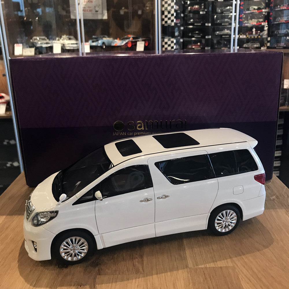 Kyosho 1/18 Toyota Alphard 350S C Package Z20 White KSR18013W