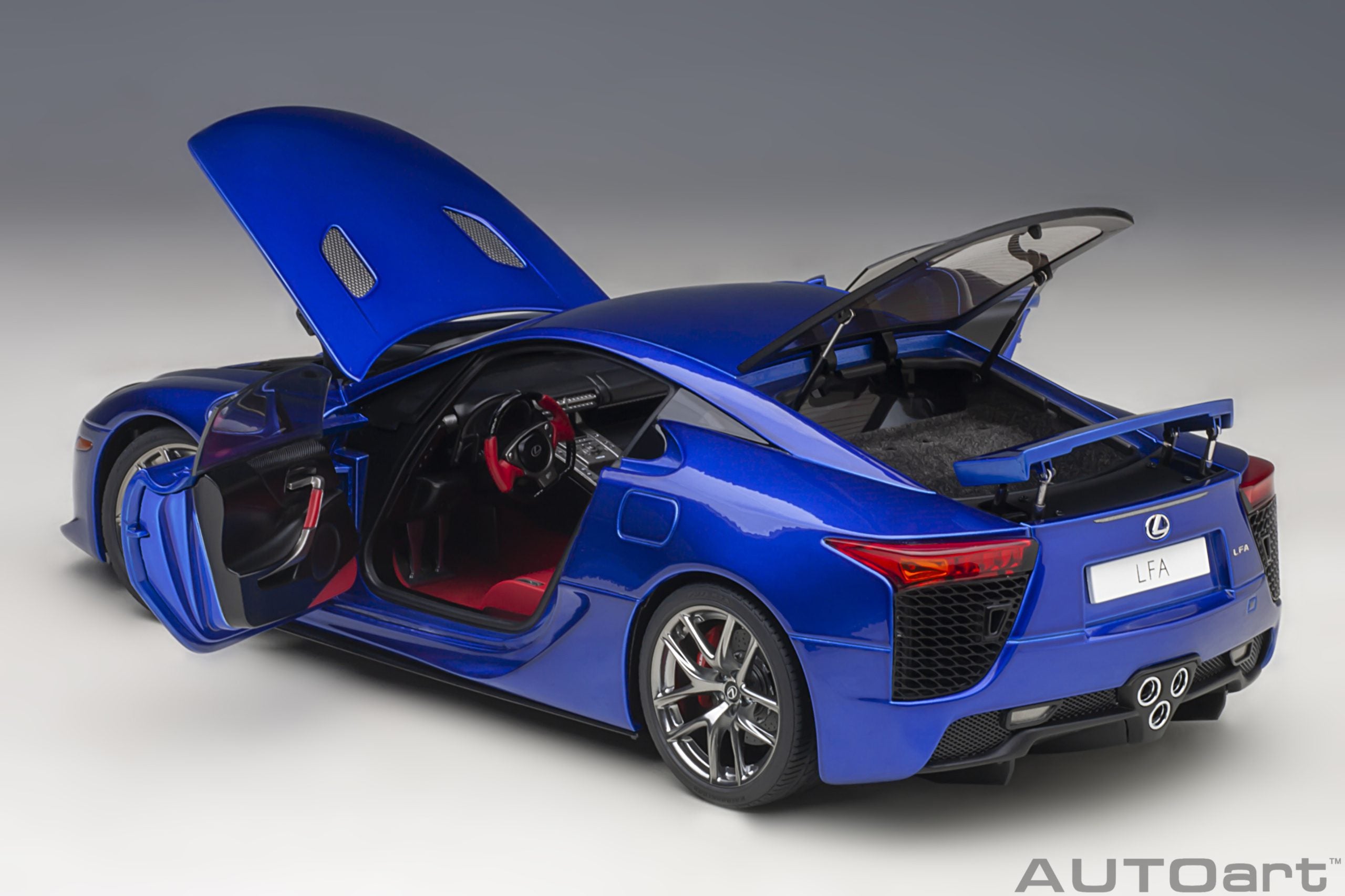 AUTOart 1:18 Lexus LFA (Pearl Blue) 78858