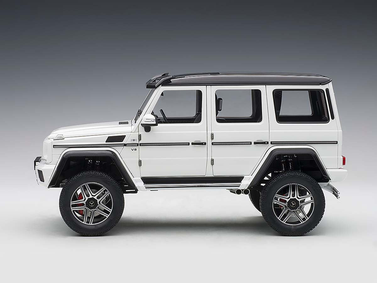 AUTOART 1/18 MERCEDES-BENZ G500 4X4 2 GLOSS WHITE 76316