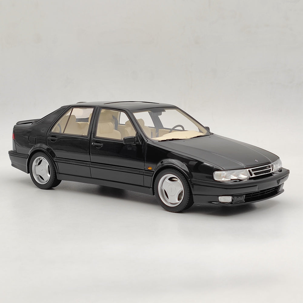 DNA Collectibles 1/18 Saab 9000 Aero CS 1985 DNA000140 Resin Model Limited Black Toy Car Gift