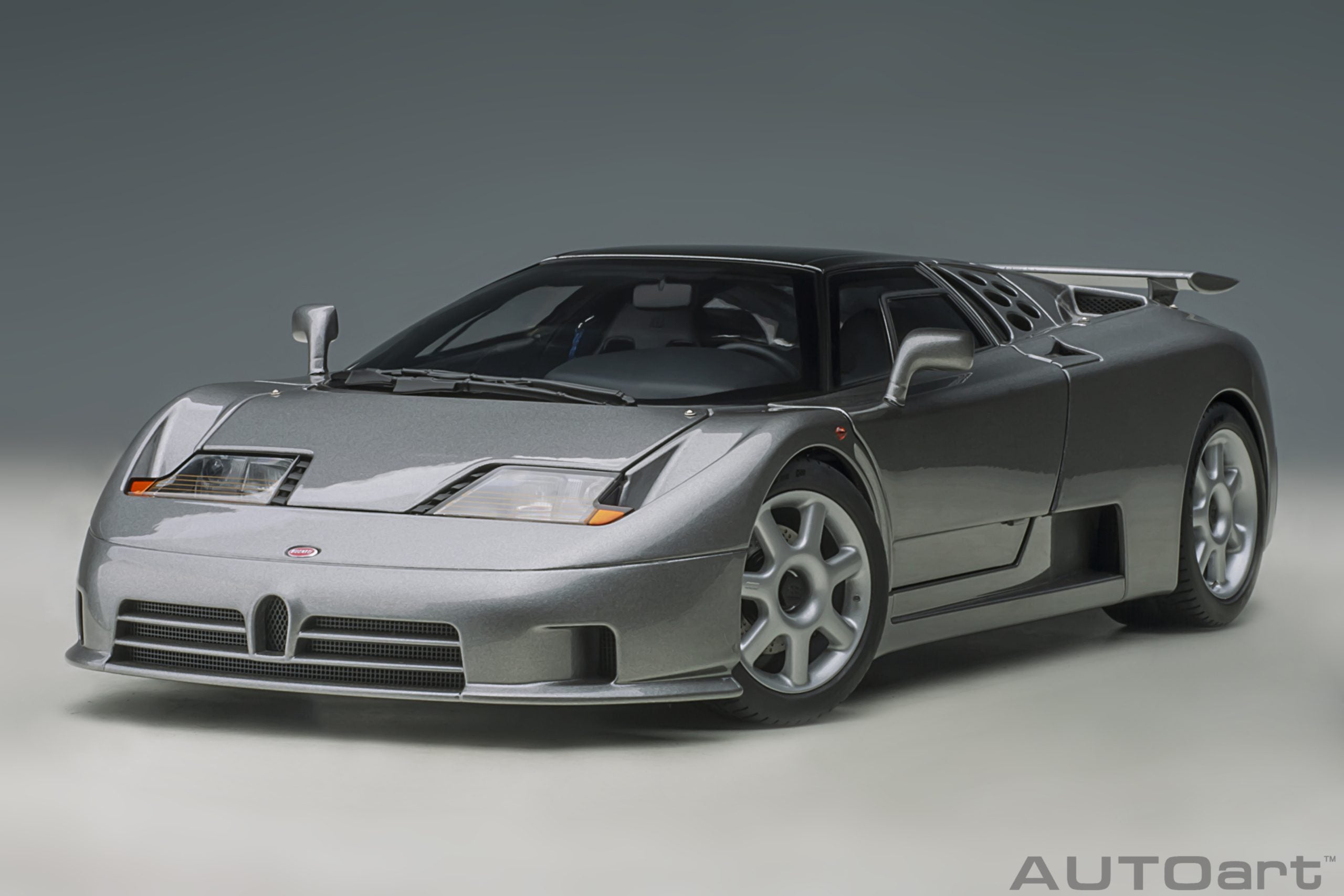 AUTOart 1:18 Bugatti EB110 SS Metallic Gray 70916