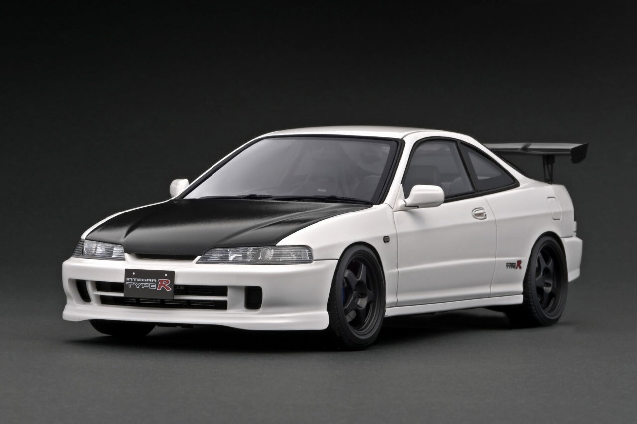 *PREORDER* Ignition Model 1:18 Honda Integra Type-R (DC2) in White