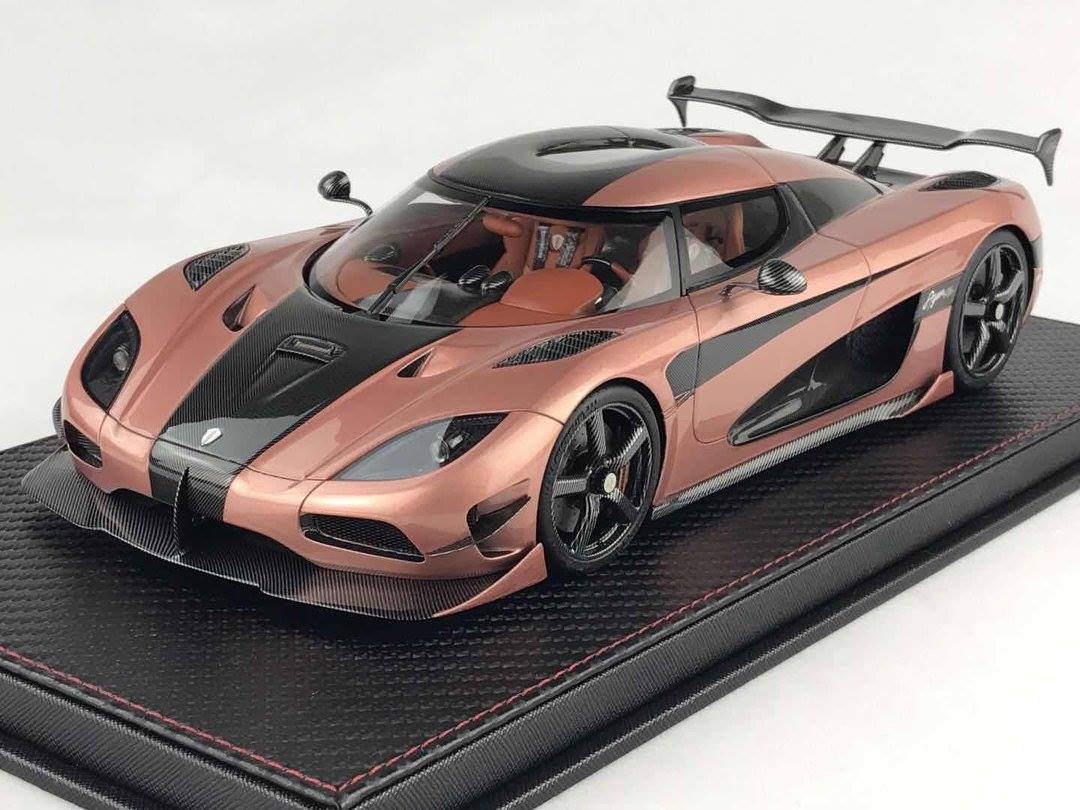 Frontiart 1:18 Koenigsegg Agera S Gold/carbon F050-111