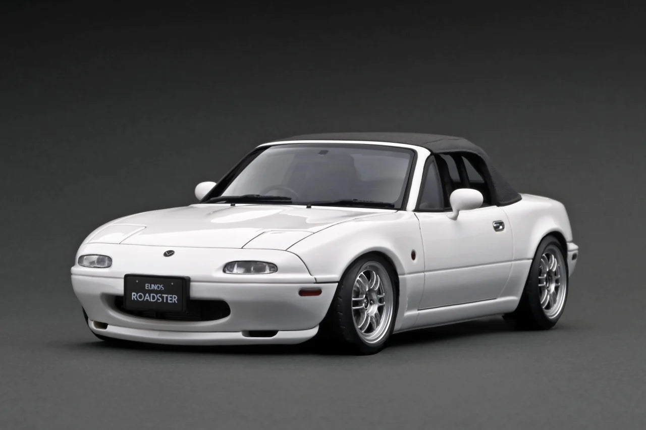 *PREORDER* Ignition Model 1:18 Mazda EUNOS Roadster (NA) in White