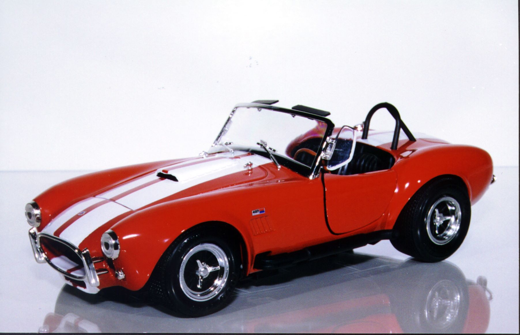 1:18 Ertl Shelby AC Cobra '65 427 S/C