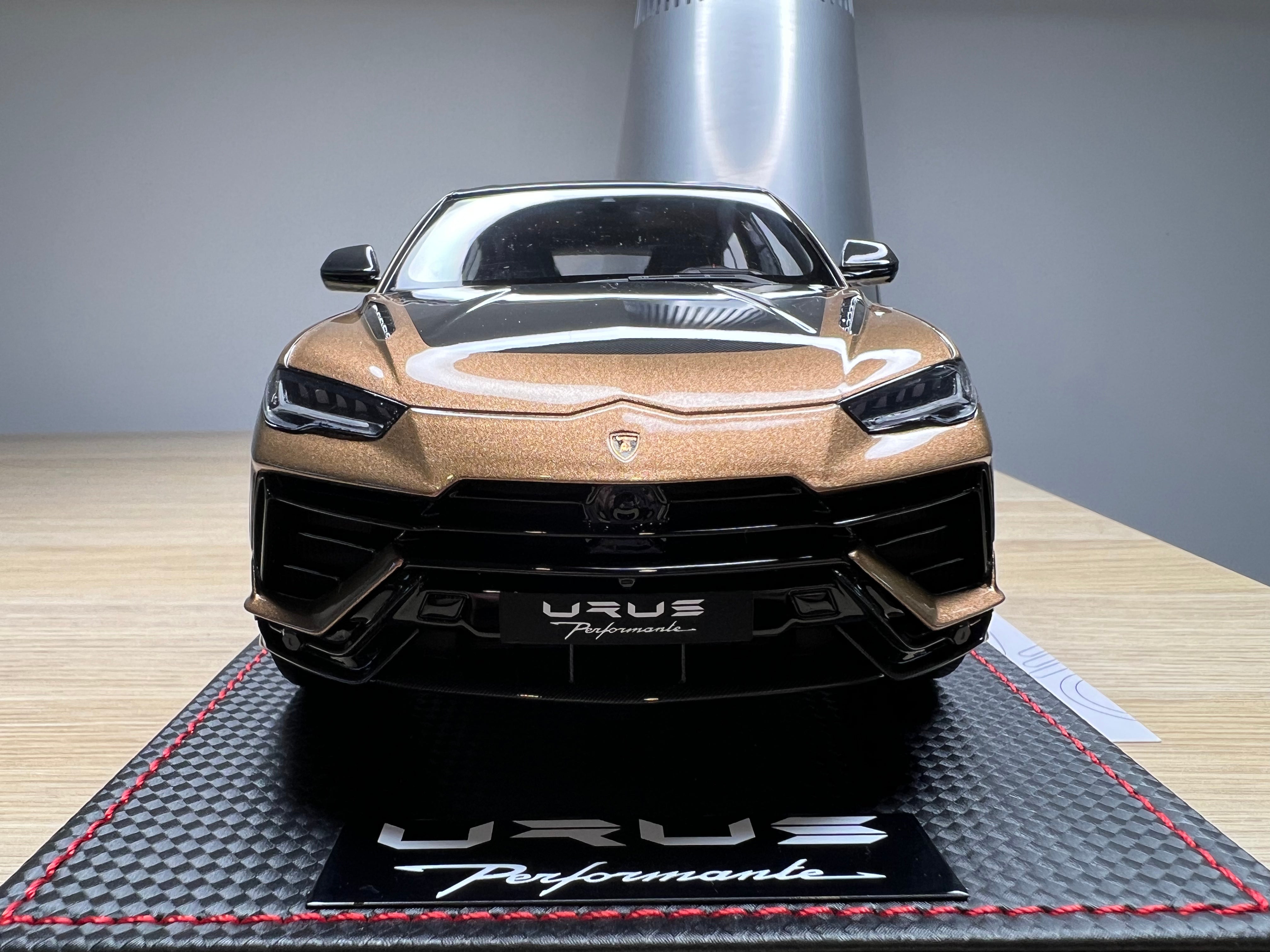 Lamborghini Urus Performante - Bronzo Hypnos LE49 - 1:18