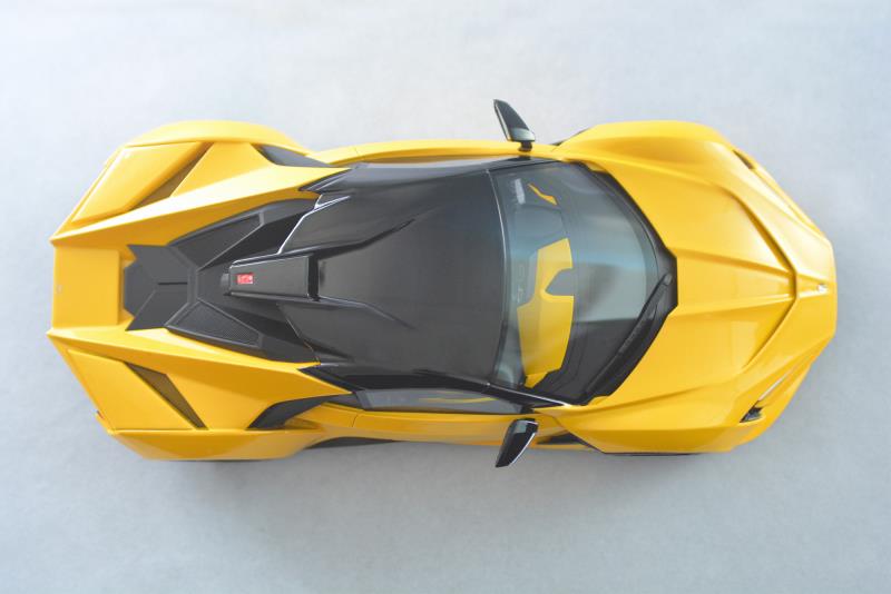 Frontiart SophiArt 1:18 W Motors Fenyr Supersport after Lykan Yellow SA003-68
