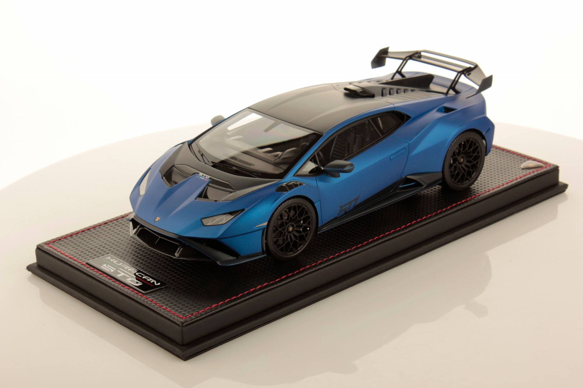 Lamborghini Huracan STO - Blu Aegeus 60th Anniversary - 1:18