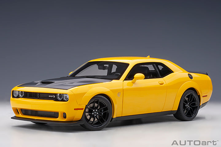 DODGE CHALLENGER SRT HELLCAT WIDEBODY 2018 (YELLOW JACKET/SATIN BLACK PAINTED HOOD)