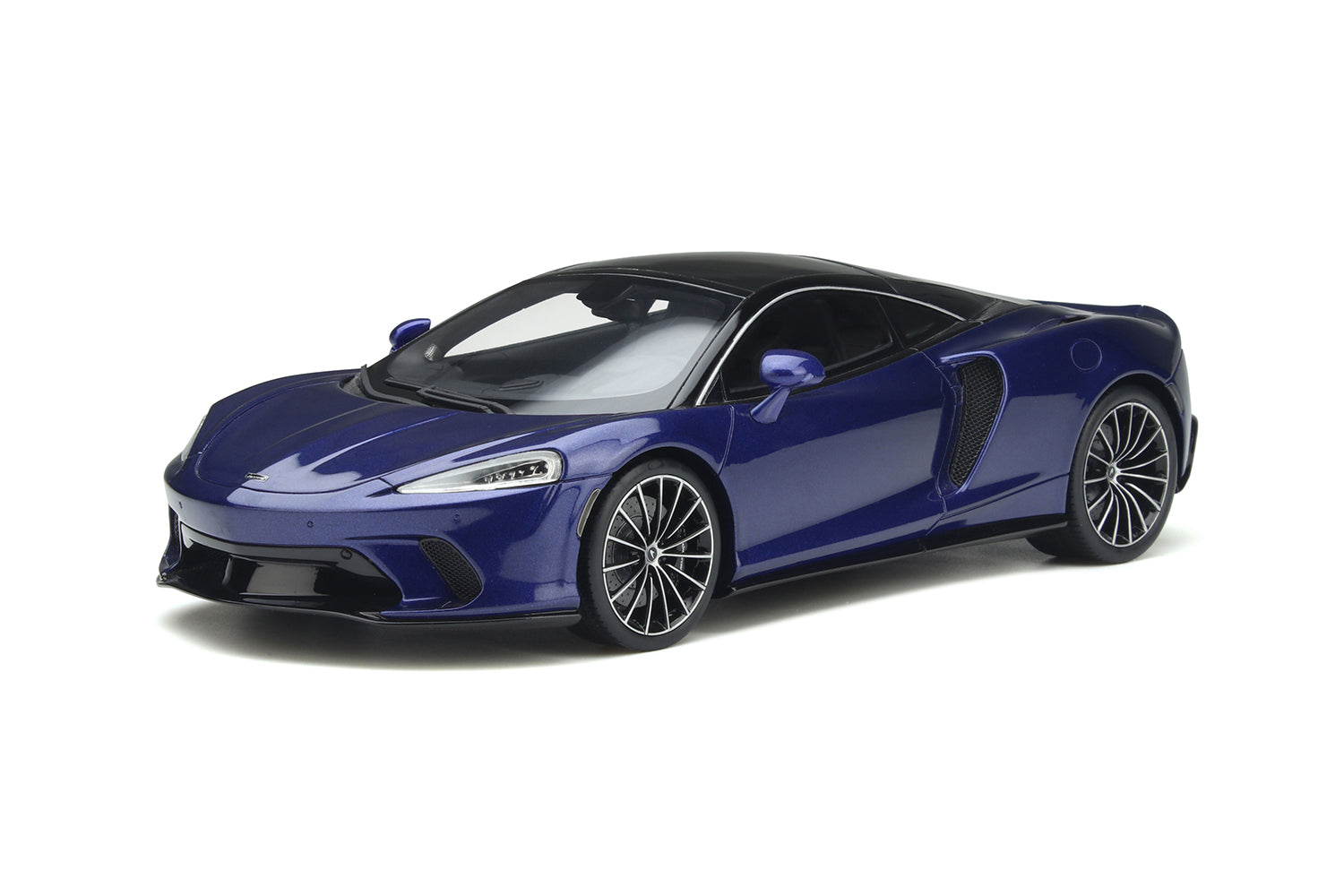 GT Spirit 1:18 2019 McLaren GT Namaka Blue GT818