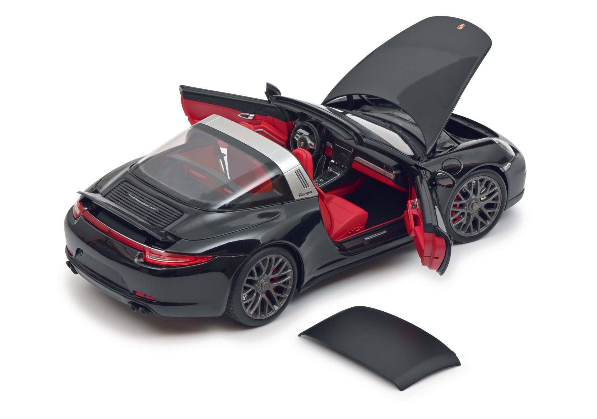 Schuco 1:18 Porsche 911 991 Carrera 4 GTS Targa 450039900
