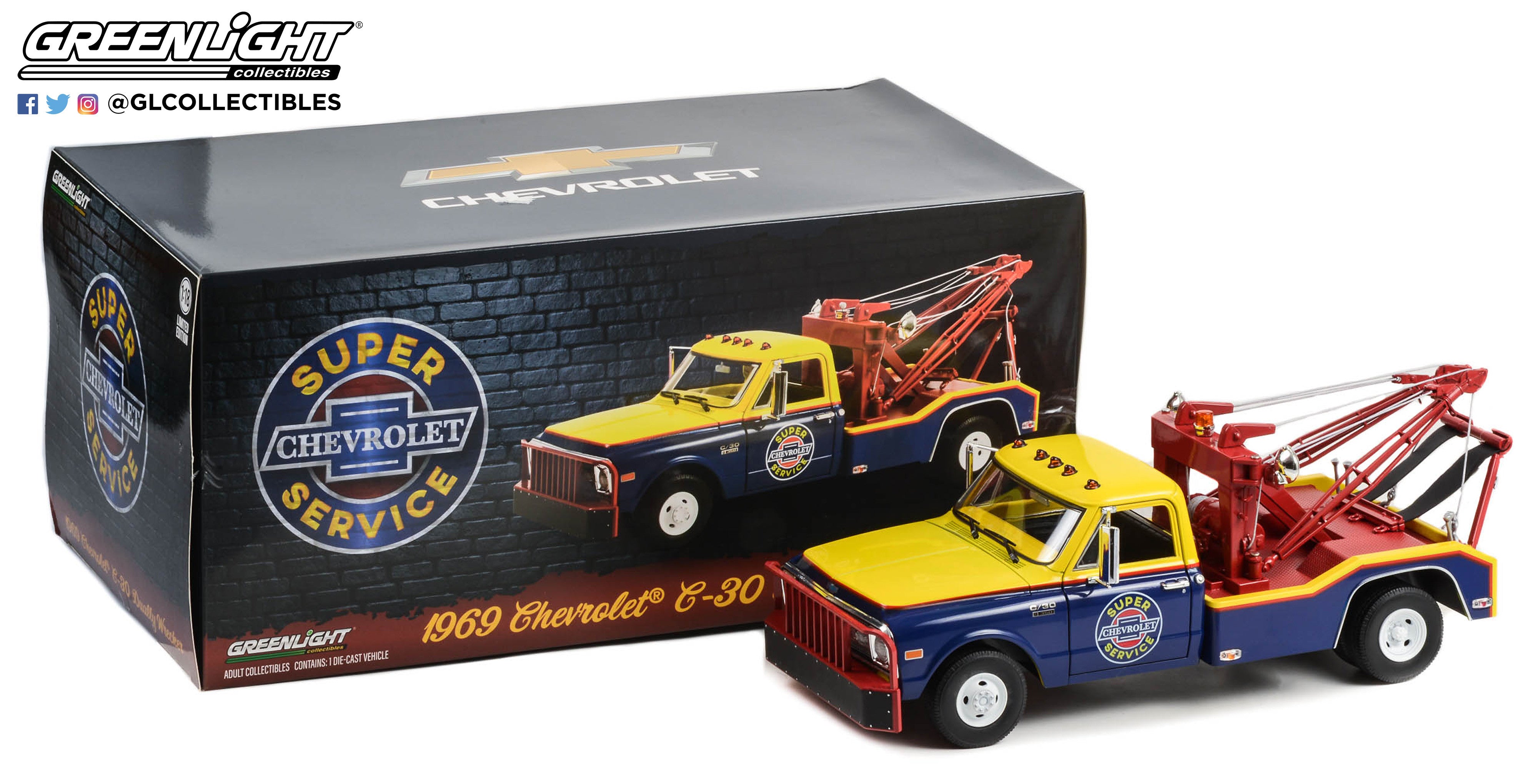 GreenLight 1:18 1969 Chevrolet C-30 Dually Wrecker - Chevrolet Super Service 13653