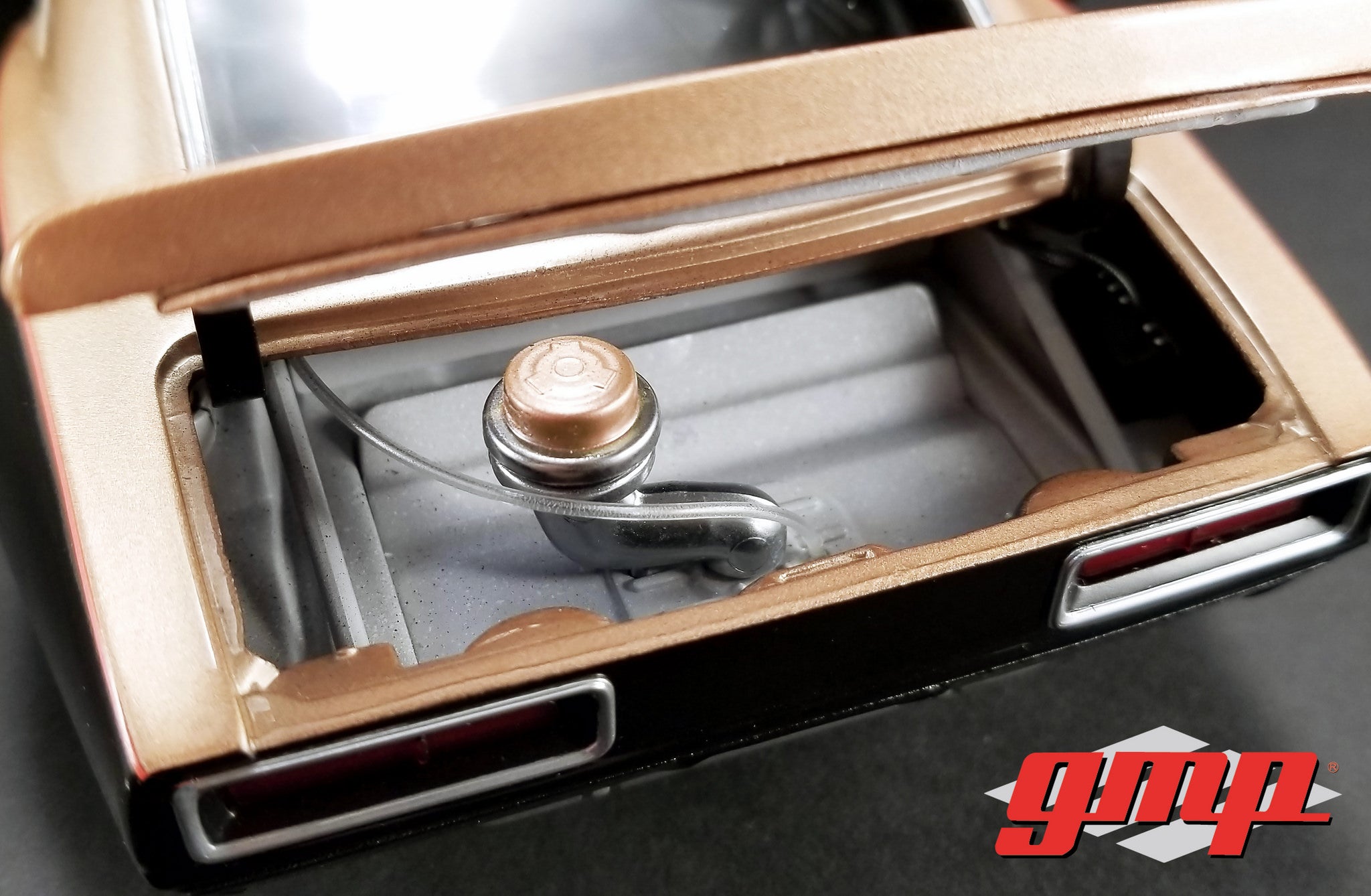 GMP 1/18 Smokey Yunick s #13 1967 Chevrolet Camaro - Bonneville Salt Flats Record Holder GMP-18901