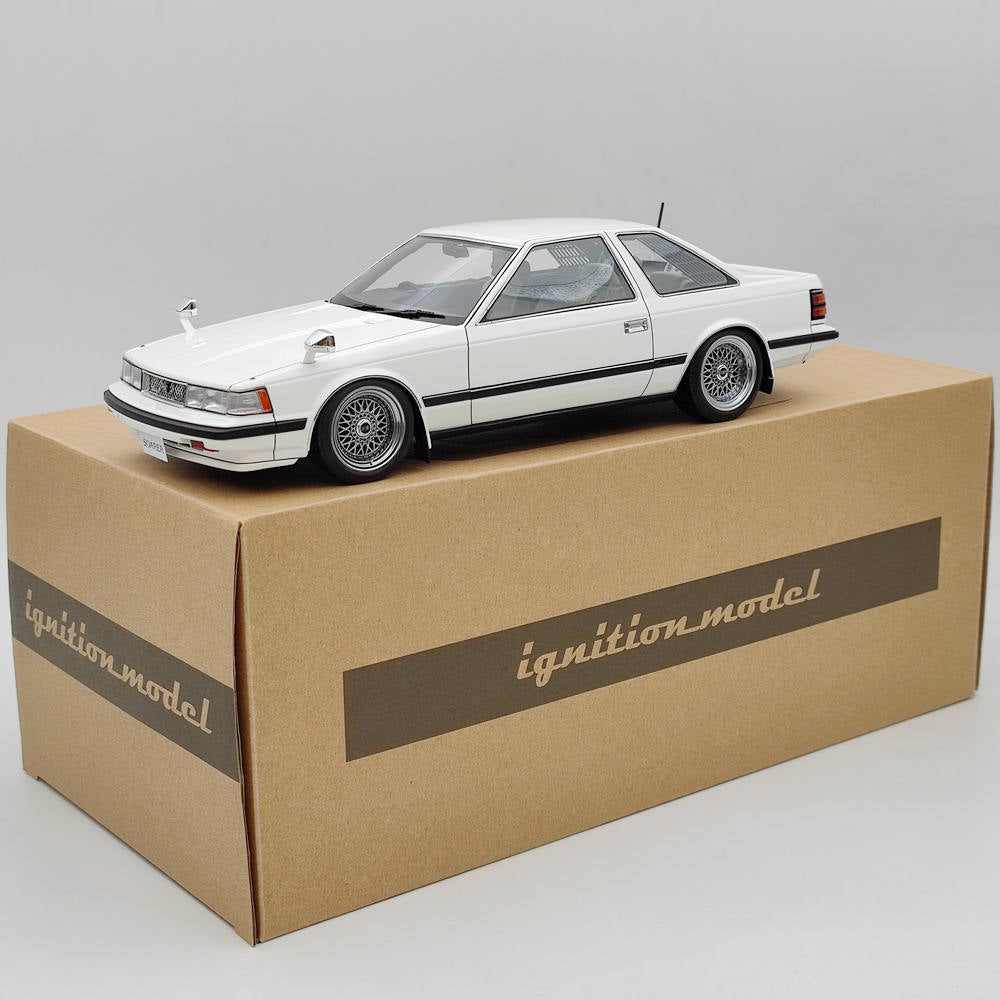 Ignition Model 1:18 Scale Toyota Soarer 2800GT Z10 IG1373 Resin Car Model Limited White Toy Gift
