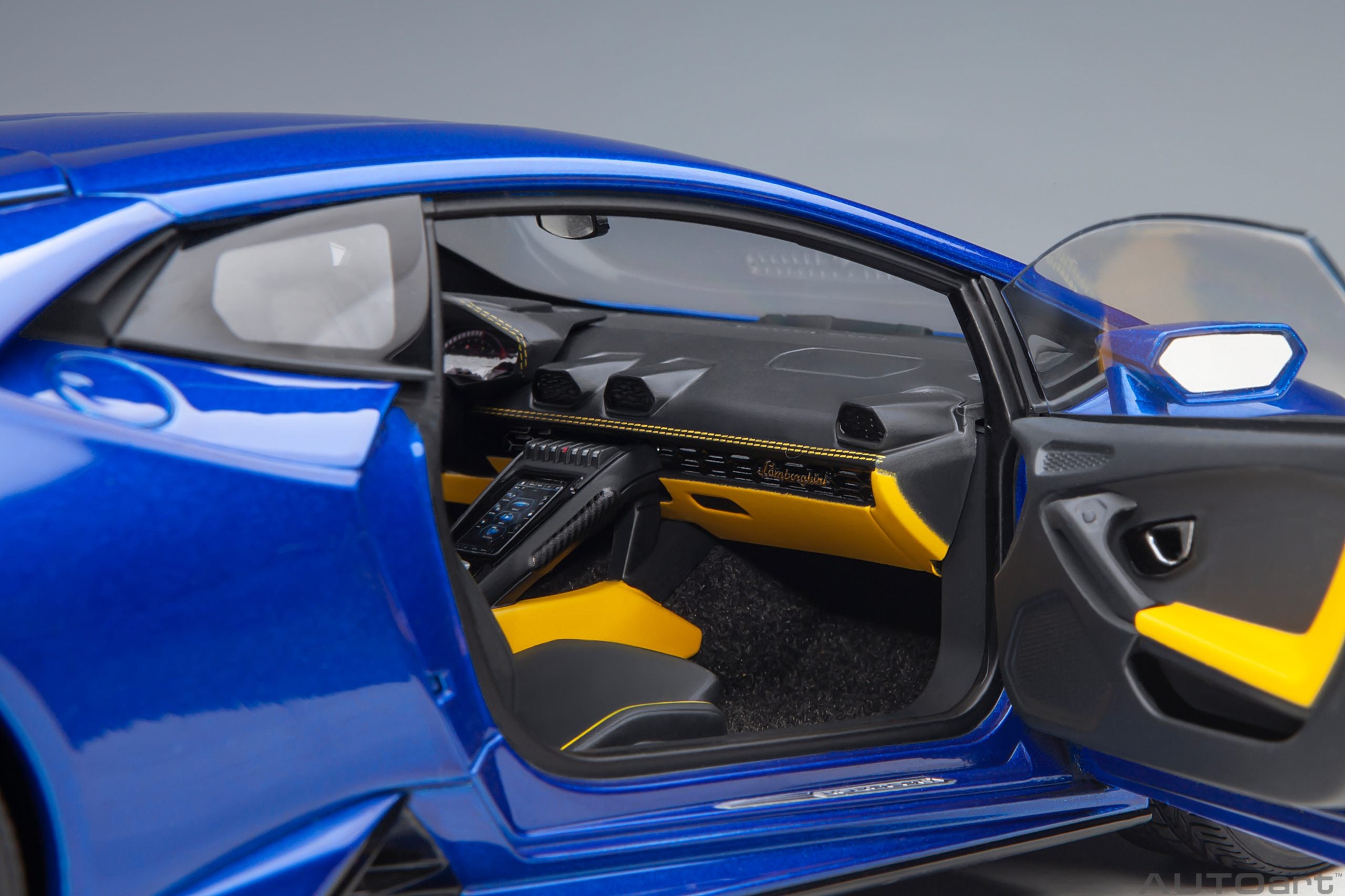 AUTOart 1:18 Lamborghini Huracan Evo (Blu Nethuns) 79212