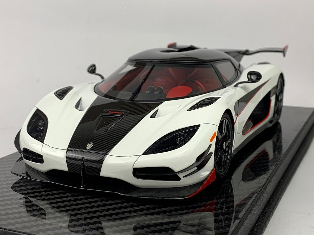 Frontiart 1:18 Koenigsegg Agera RS Pearl White F089-29