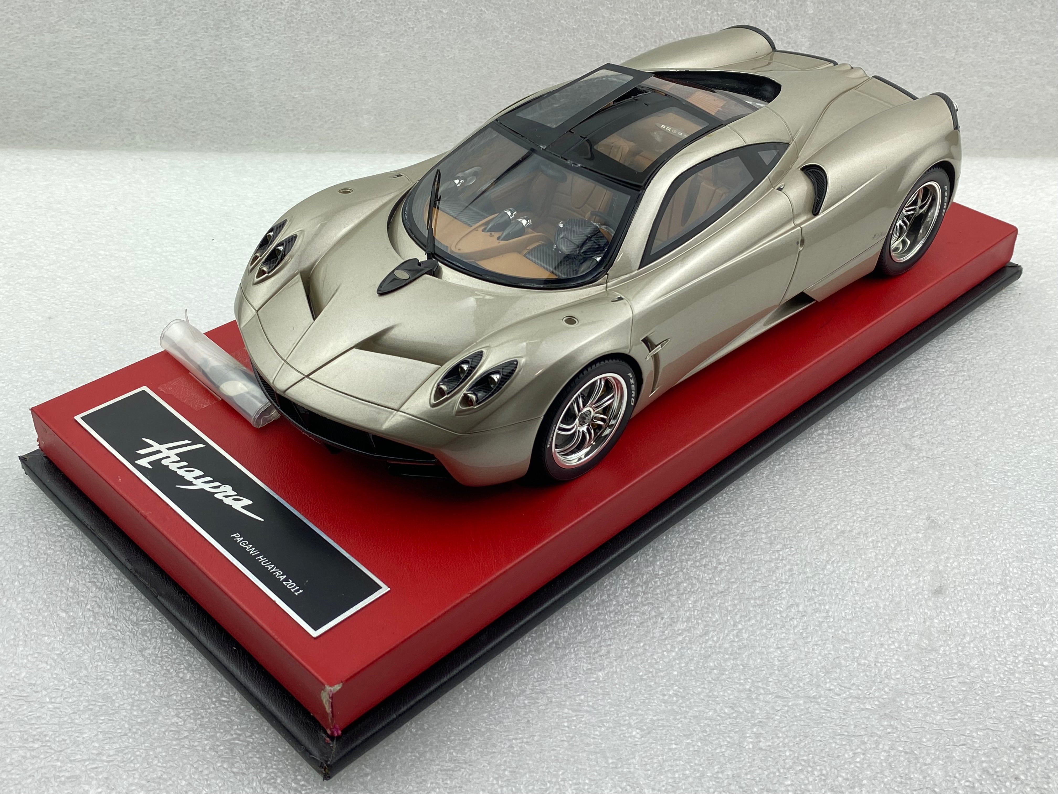 Peako 1:18 Pagani Huayra Silver (Clearance Final Sale)