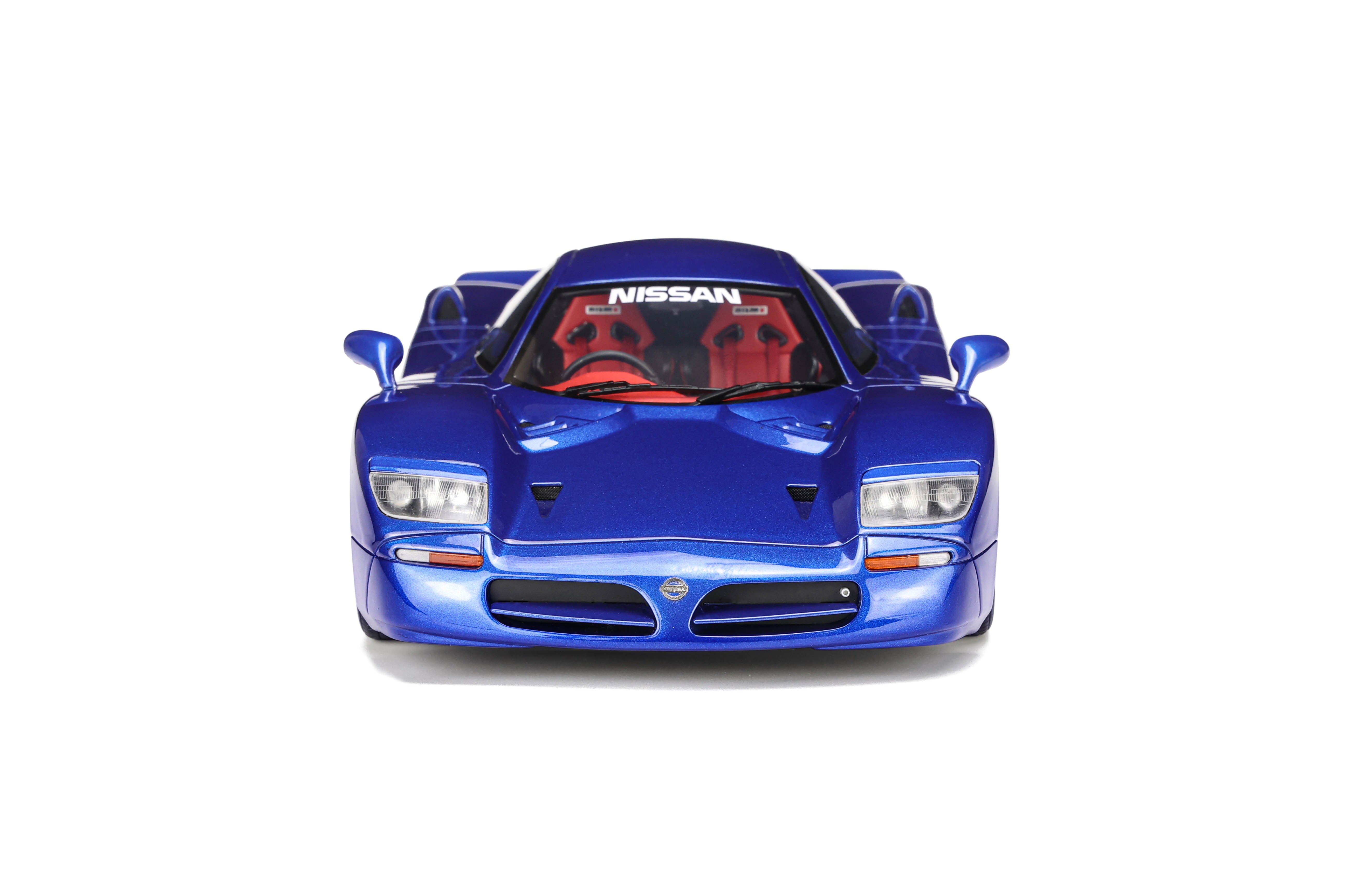 GT Spirit 1:18 Nissan R390 GT1 Road Car 1997 Blue GT403