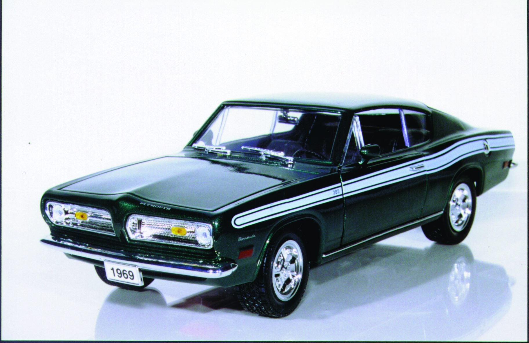 1:18 Yatming Plymouth Barracuda '69