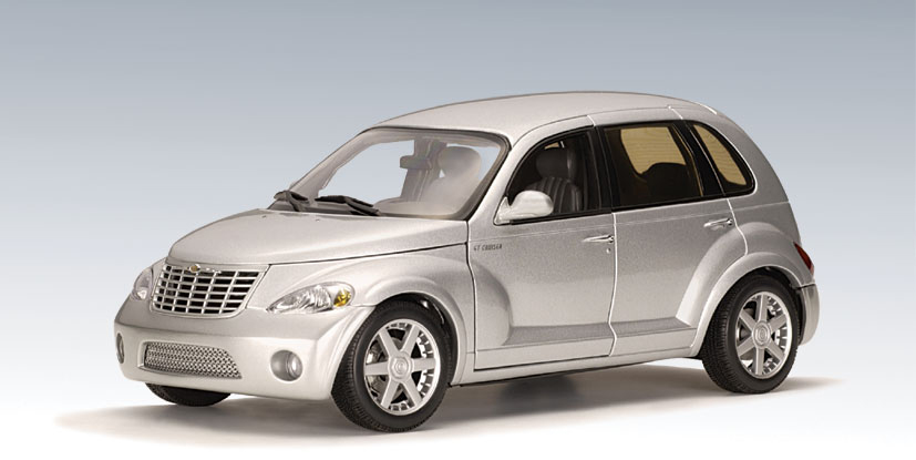 2000 CHRYSLER PT CRUISER SILVER(1/18) Rare Diecast (fs)