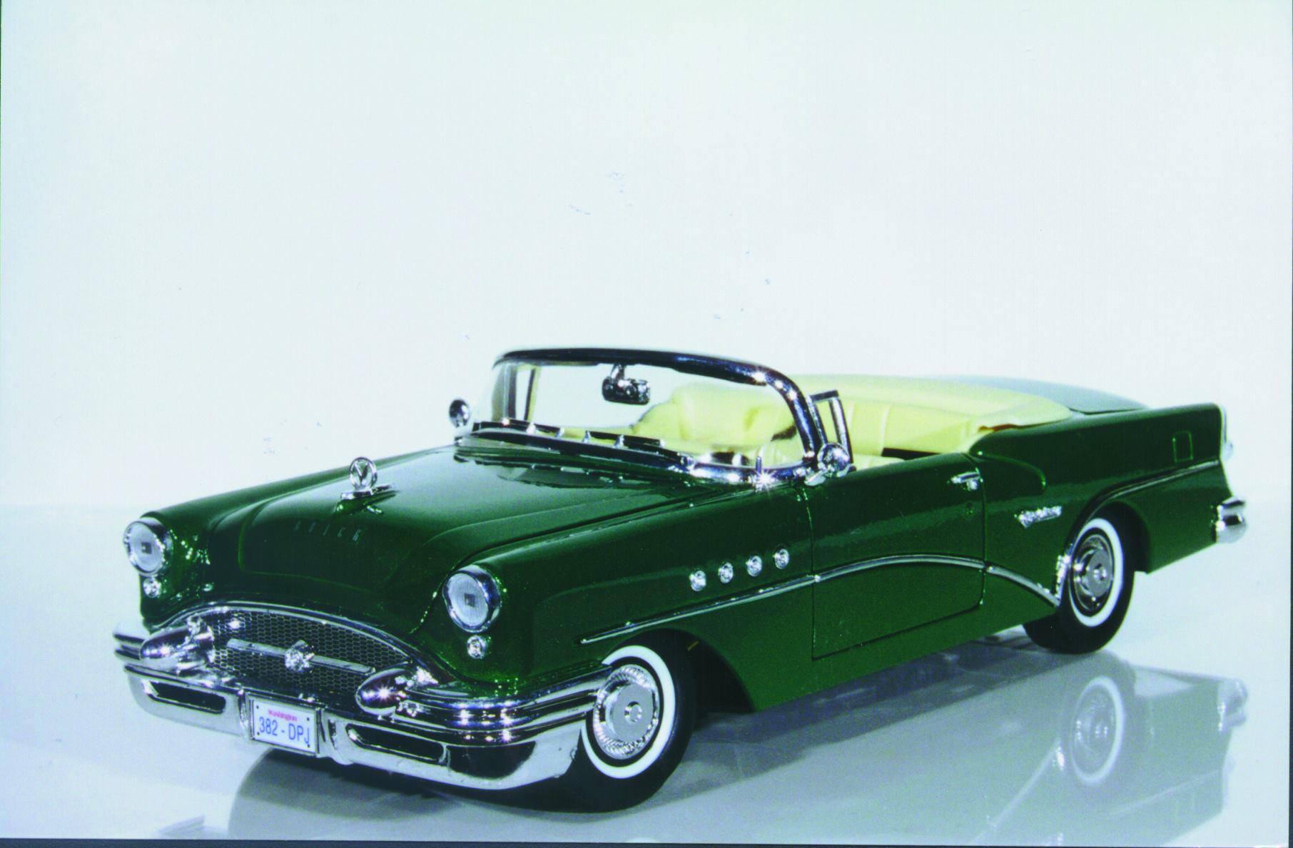 1:18 Mira Buick Century '55 Convertible