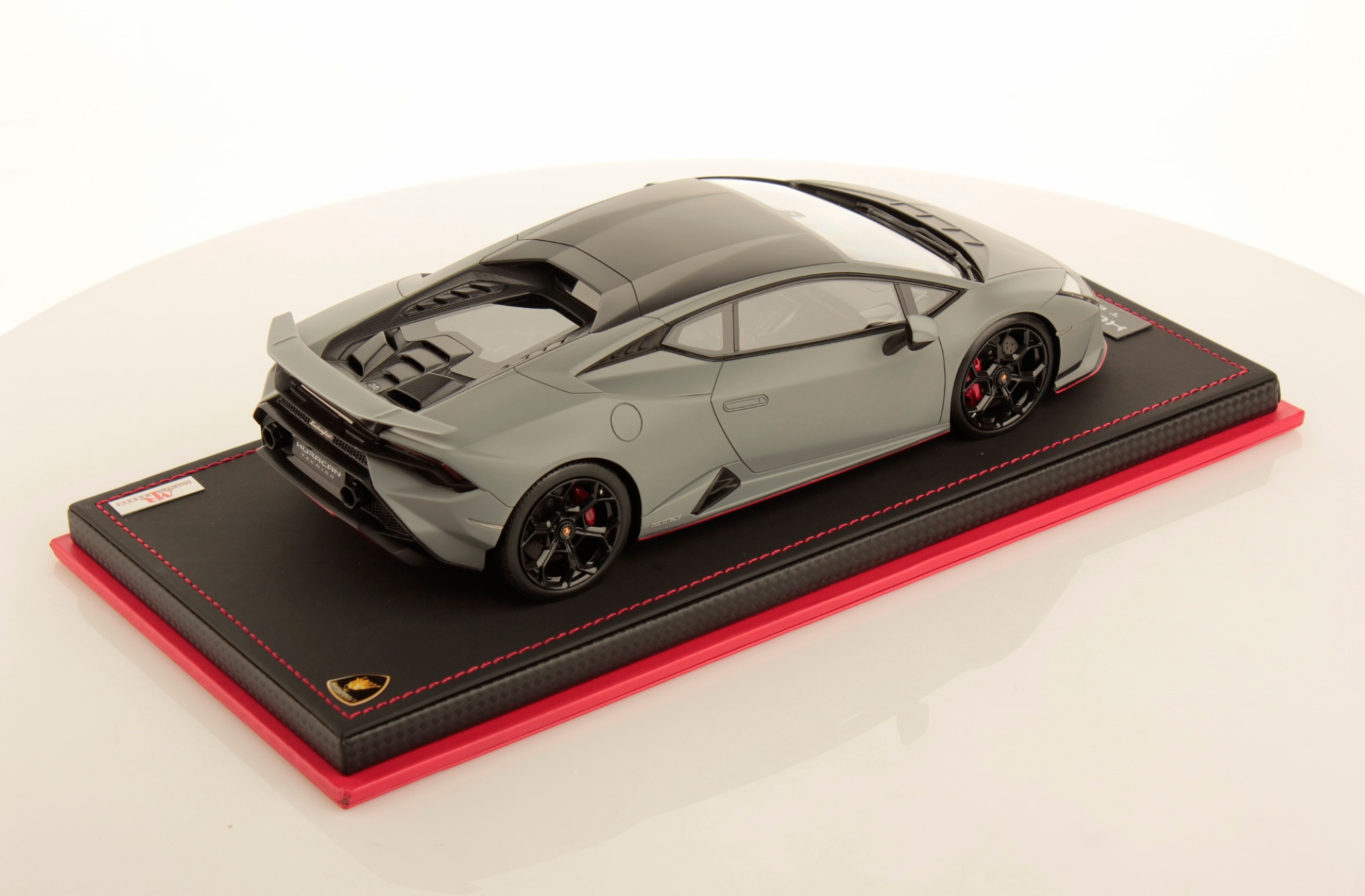 Lamborghini Huracan Tecnica - Grigio Acheso - 1:18