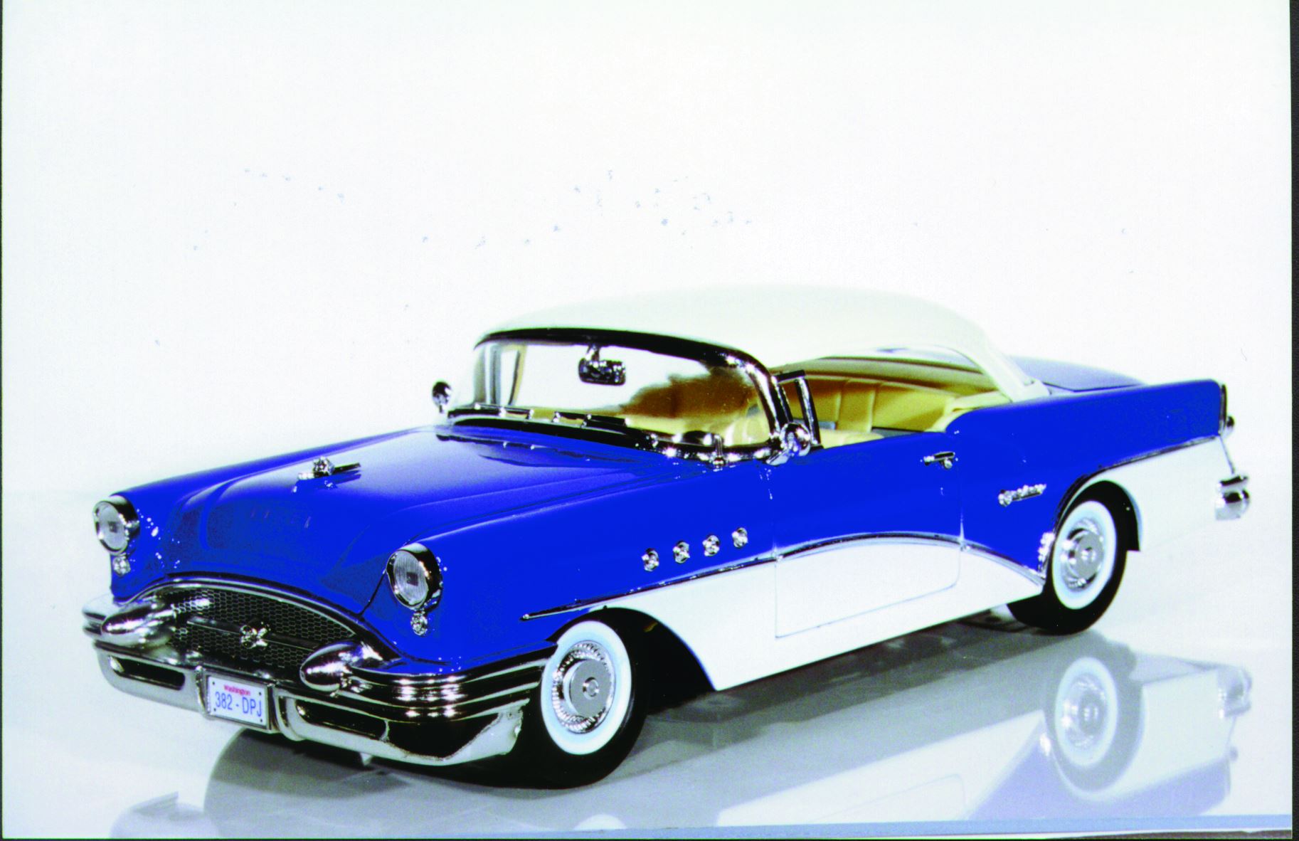 1:18 Mira Buick Century '55 HT dual-tone